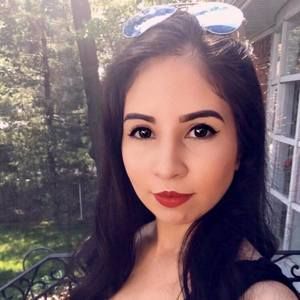 Meet your Posher, Candice